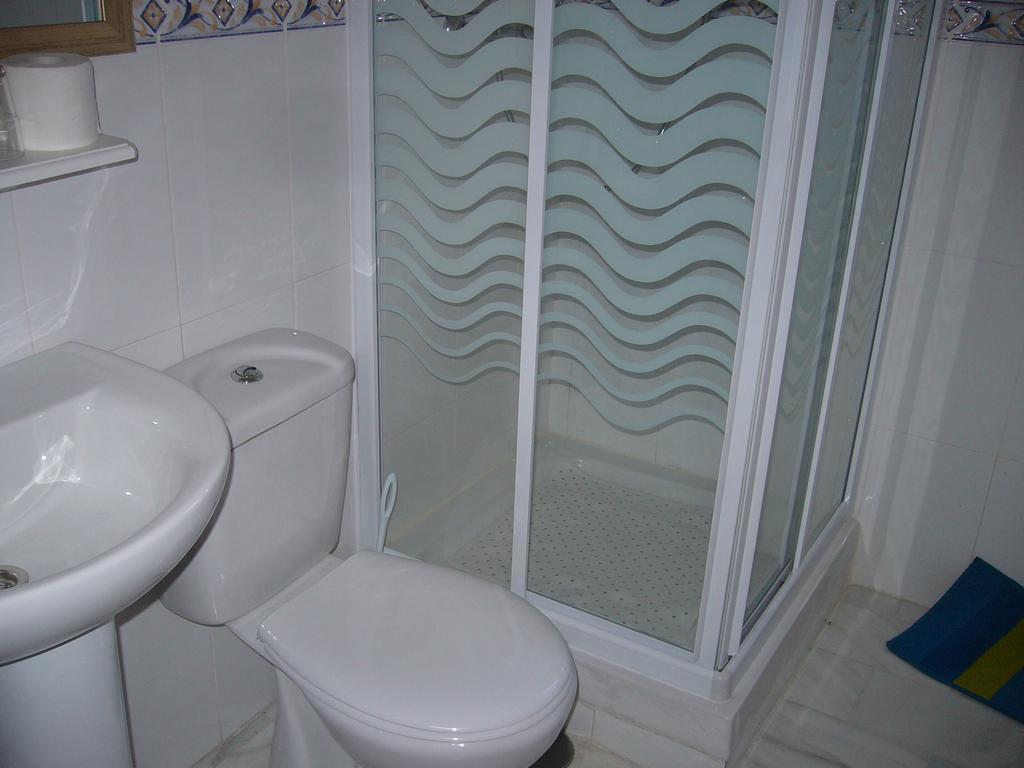Apartamentos Alamare Sevilla Oda fotoğraf